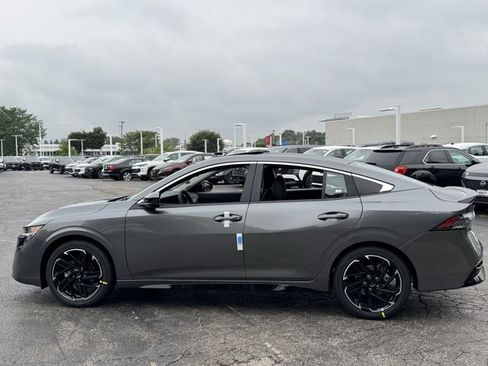 New 2026 Nissan Sentra SR w/ SR Premium Package FWD image 21
