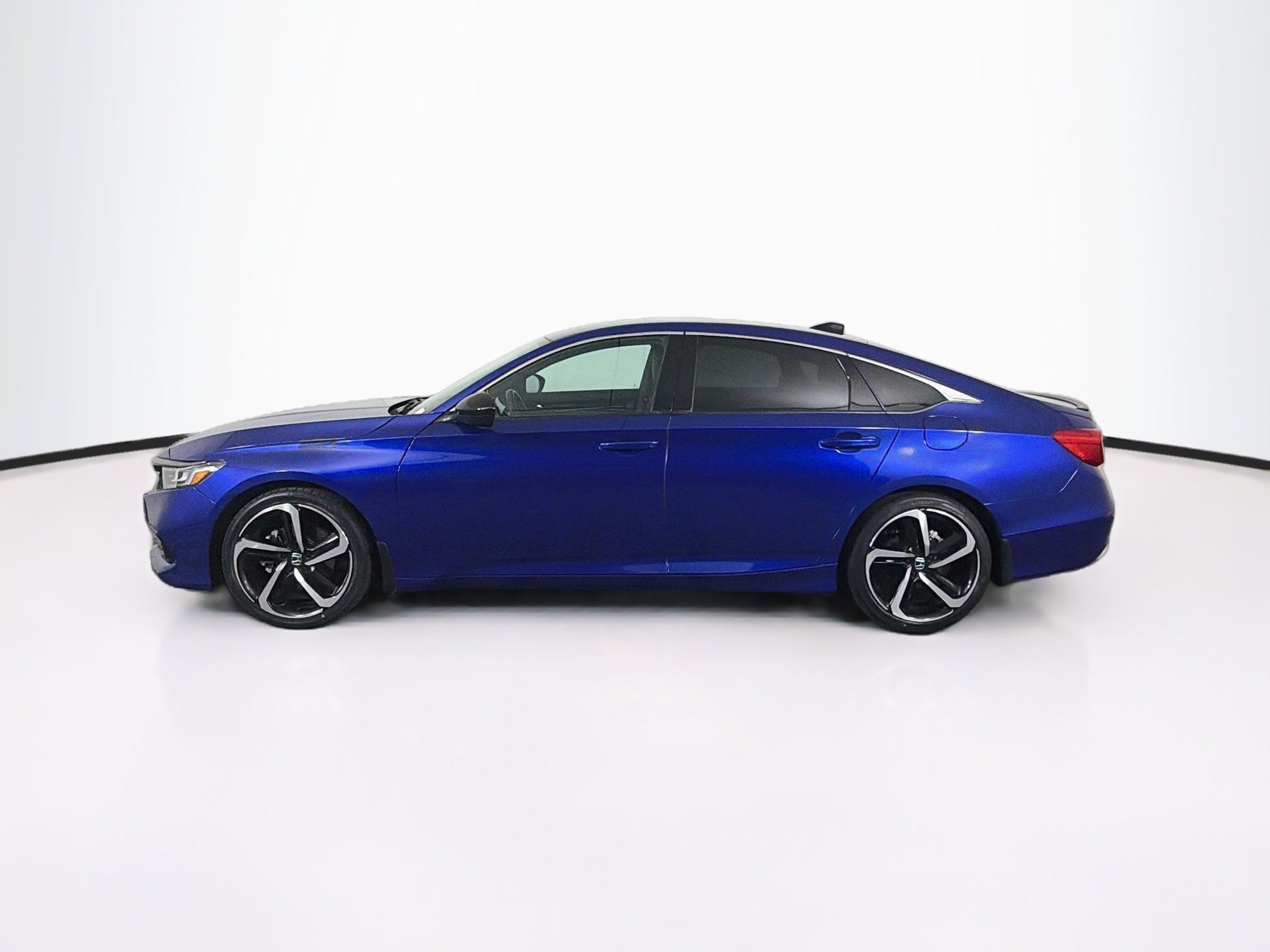 Used 2022 Honda Accord Sport image 4