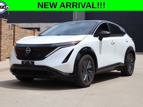Used 2024 Nissan Ariya FWD image 1