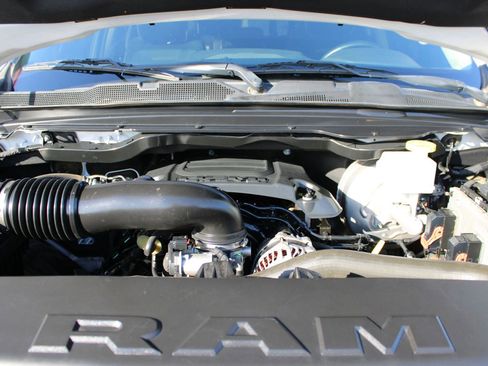 Used 2020 RAM 1500 Laramie image 23