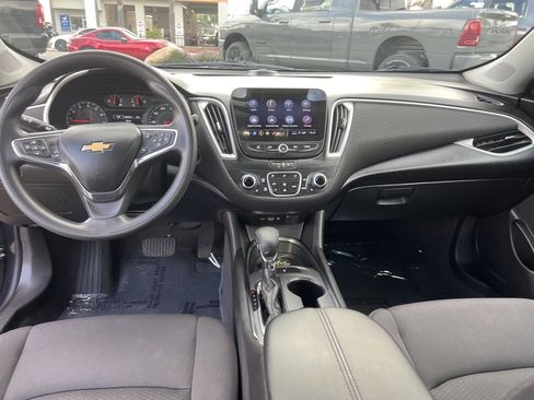 Used 2023 Chevrolet Malibu LT image 24