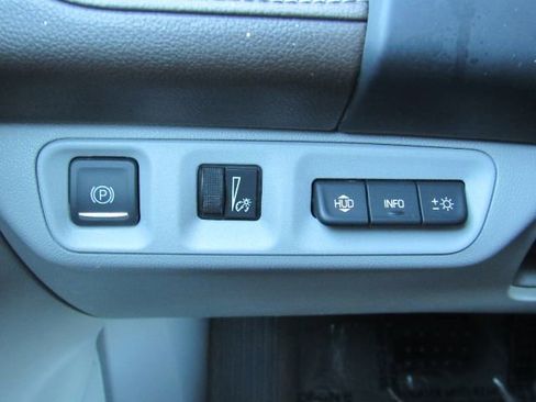 Used 2020 GMC Acadia SLT w/ Driver Alert Package II image 37