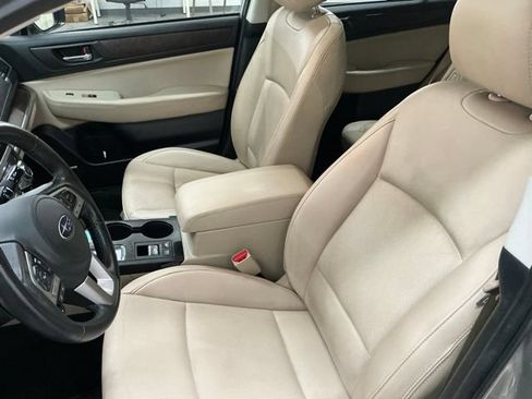 Used 2017 Subaru Outback 2.5i Limited AWD/4WD image 15