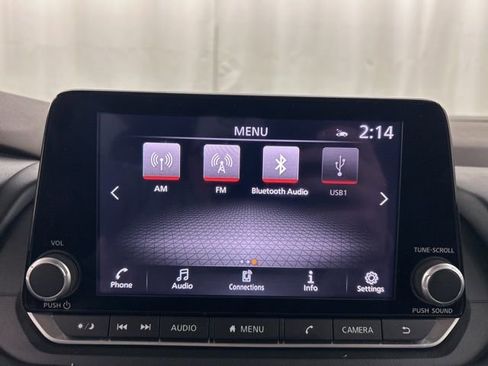 Used 2023 Nissan Rogue SV w/ SV Premium Package AWD/4WD image 16
