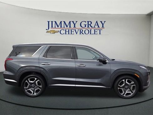 Used 2025 Hyundai Palisade SEL image 2