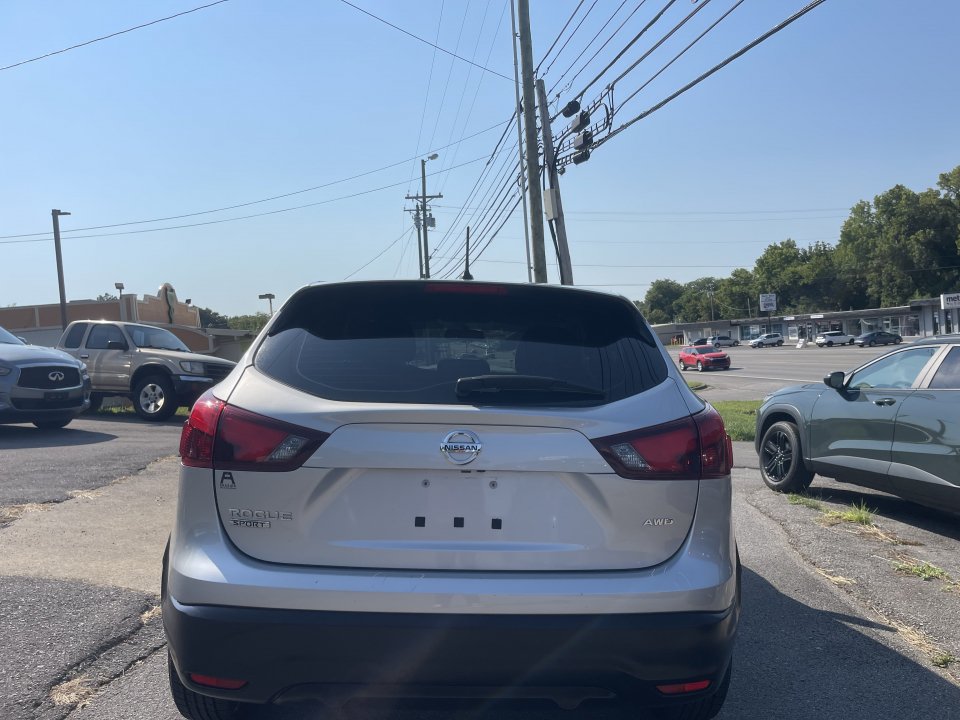 Used 2019 Nissan Rogue Sport S AWD/4WD image 6
