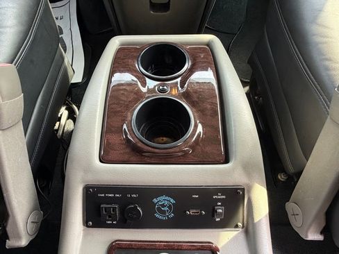 Used 2014 Chevrolet Express 2500 Extended image 31