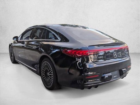 Certified 2022 Mercedes-Benz EQS 580 4MATIC Sedan image 7