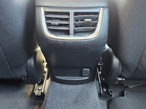 Used 2024 Chevrolet Malibu LT image 27