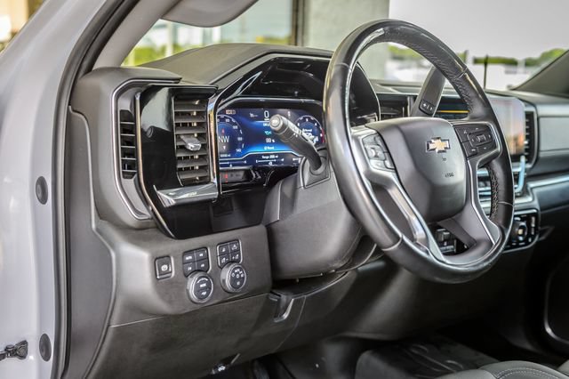 Used 2024 Chevrolet Silverado 2500 LTZ AWD/4WD image 26