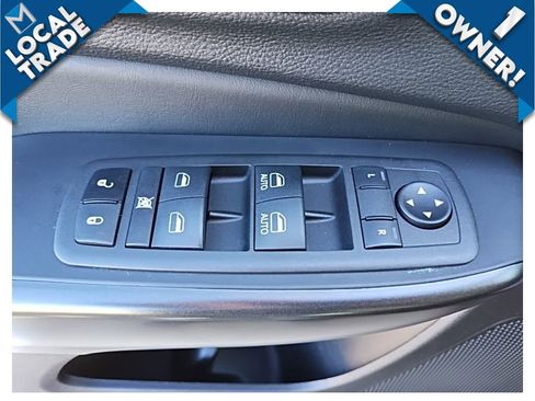 Used 2022 Jeep Cherokee Trailhawk w/ Comfort/Convenience Group AWD/4WD image 22