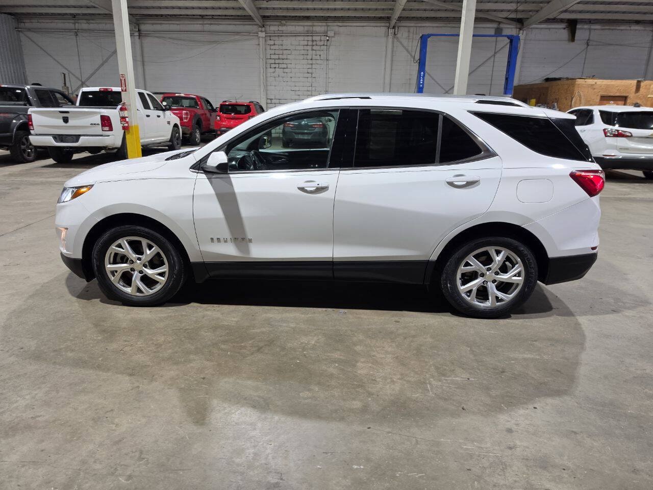 Used 2020 Chevrolet Equinox LT FWD image 5