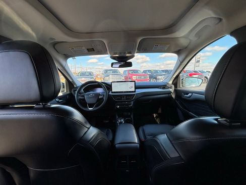 Used 2023 Ford Escape Platinum image 20