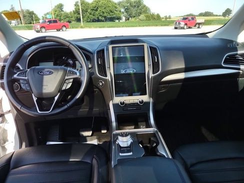 Used 2023 Ford Edge SEL w/ Convenience Package AWD/4WD image 13