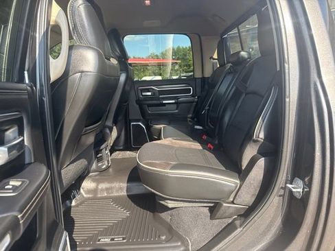 Used 2019 RAM 2500 Laramie AWD/4WD image 28