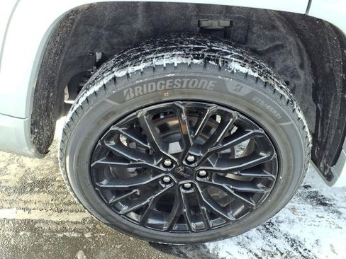 Used 2022 Jeep Grand Cherokee L Summit AWD/4WD image 25