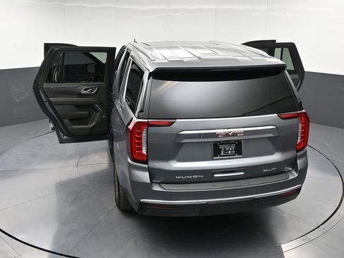 Used 2021 GMC Yukon SLT w/ SLT Premium Package image 39