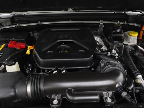 Used 2024 Jeep Wrangler Unlimited Rubicon 4xe AWD/4WD image 30
