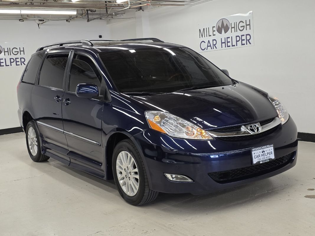 Used 2007 Toyota Sienna XLE FWD image 17