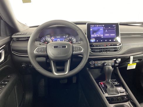 New 2026 Jeep Compass Limited image 17