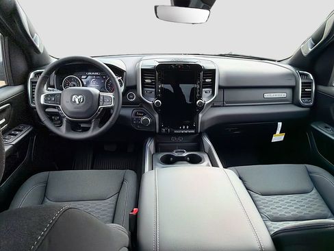 New 2026 RAM 1500 Big Horn AWD/4WD image 15