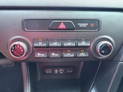 Used 2018 Kia Sportage LX FWD image 12