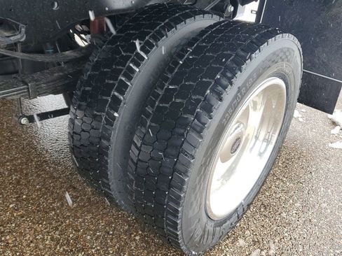 New 2026 Ford F450 XL w/ XL Chrome Package image 4