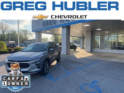 Used 2025 Chevrolet Trax LT