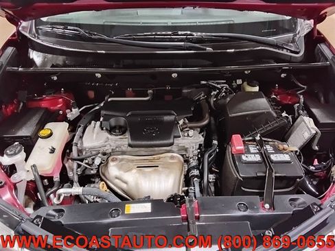 Used 2018 Toyota RAV4 LE AWD/4WD image 9