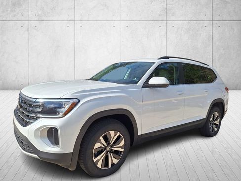 New 2026 Volkswagen Atlas SE image 9