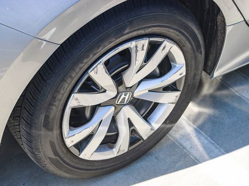 Used 2023 Honda Civic LX image 15