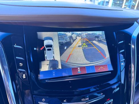 Used 2017 Cadillac Escalade Platinum AWD/4WD image 38