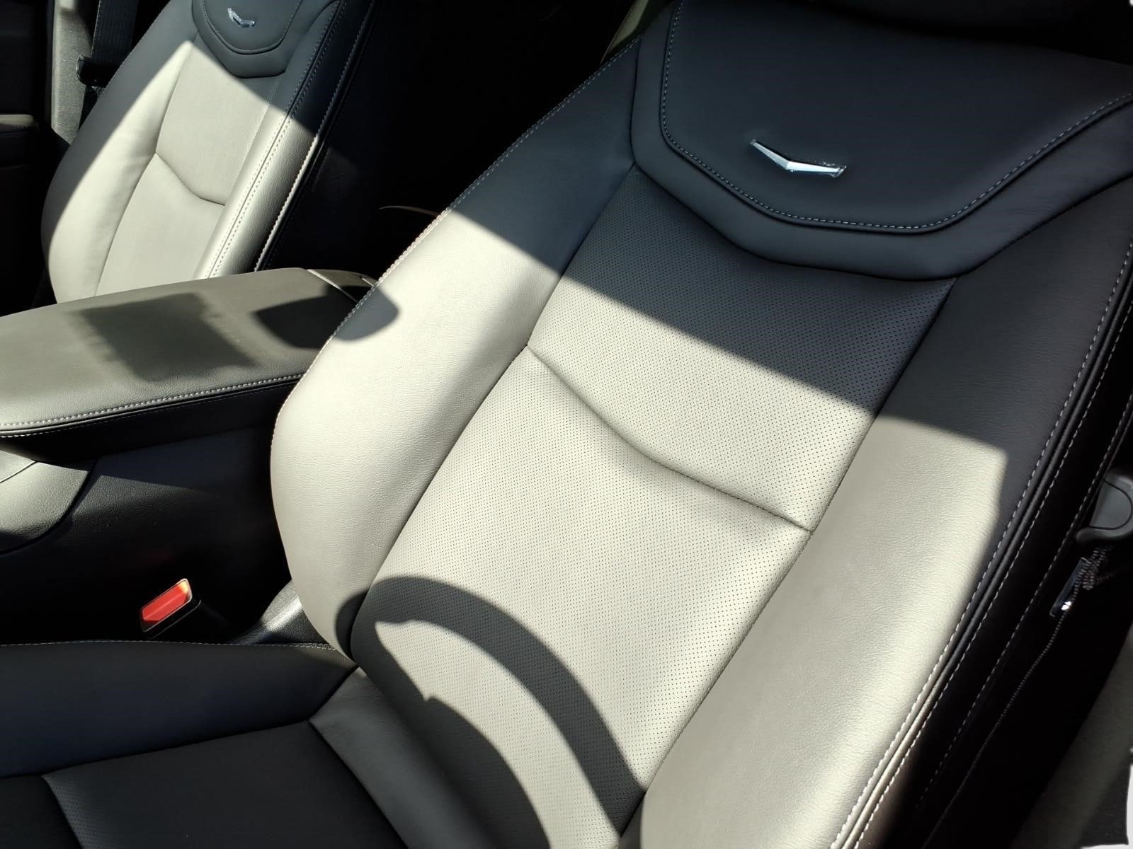 New 2026 Cadillac XT5 Premium Luxury w/ LPO, Floor Liner Package AWD/4WD image 14