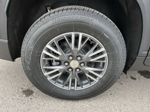 New 2026 Chevrolet Traverse LT image 19