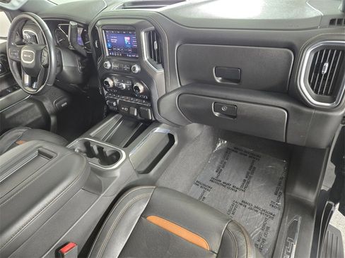 Used 2020 GMC Sierra 1500 AT4 w/ Off-Road Performance Package image 21