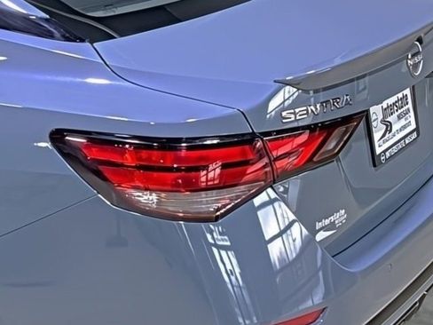 Used 2024 Nissan Sentra SR FWD image 10