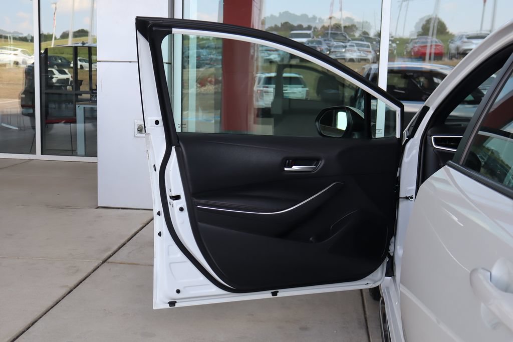 Used 2024 Toyota Corolla SE FWD image 12