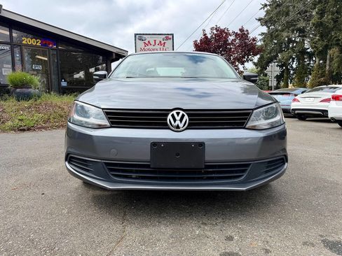Used 2012 Volkswagen Jetta SE FWD image 9