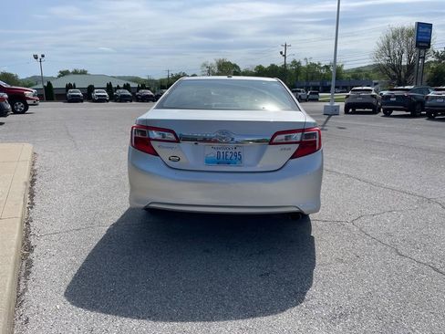 Used 2014 Toyota Camry XLE w/ Leather Package image 7