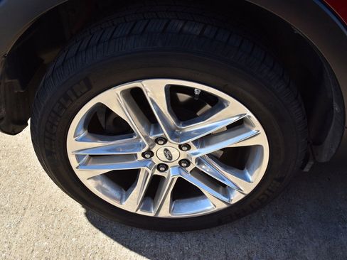 Used 2016 Ford Explorer Limited w/ Equipment Group 301A image 13