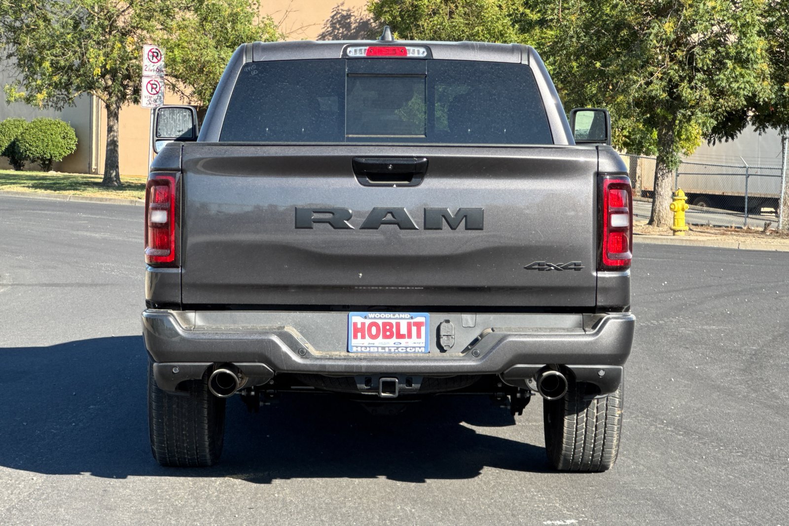 New 2026 RAM 1500 Express AWD/4WD image 4