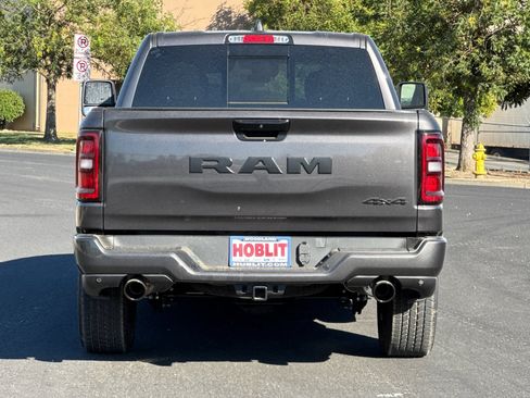 New 2026 RAM 1500 Express AWD/4WD image 4