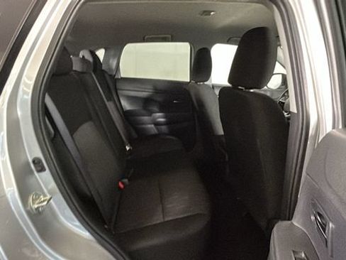 Used 2023 Mitsubishi Outlander Sport LE AWD/4WD image 28