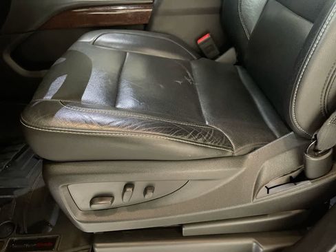 Used 2018 GMC Yukon XL SLT w/ Open Road Package image 12