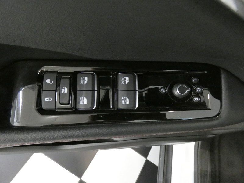 Used 2024 Jeep Wagoneer Launch Edition AWD/4WD image 18