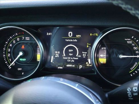 Used 2022 Jeep Wrangler Unlimited Sahara AWD/4WD image 14