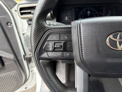 Used 2024 Toyota Tacoma SR RWD image 18