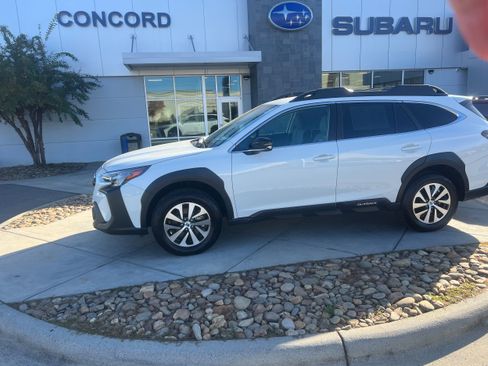 Certified 2024 Subaru Outback Premium image 1