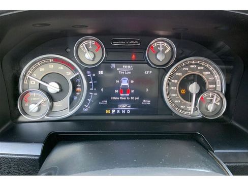 Used 2015 RAM 2500 Limited image 22