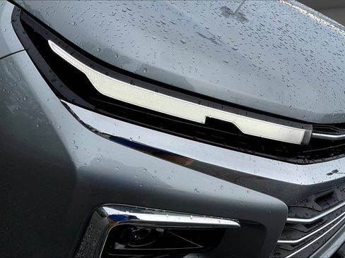 Used 2024 Chevrolet Traverse LT AWD/4WD image 37